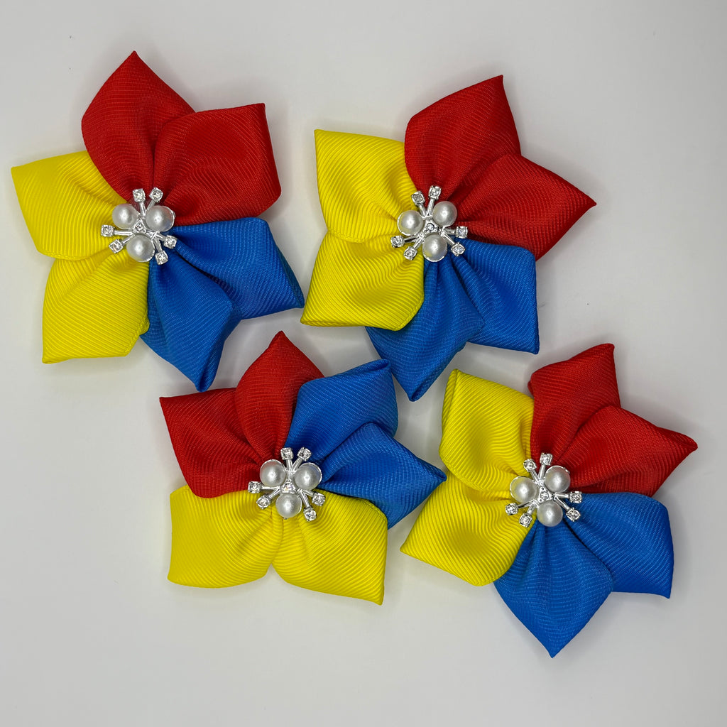 Broșă Floare - Model Tricolor 🇹🇩